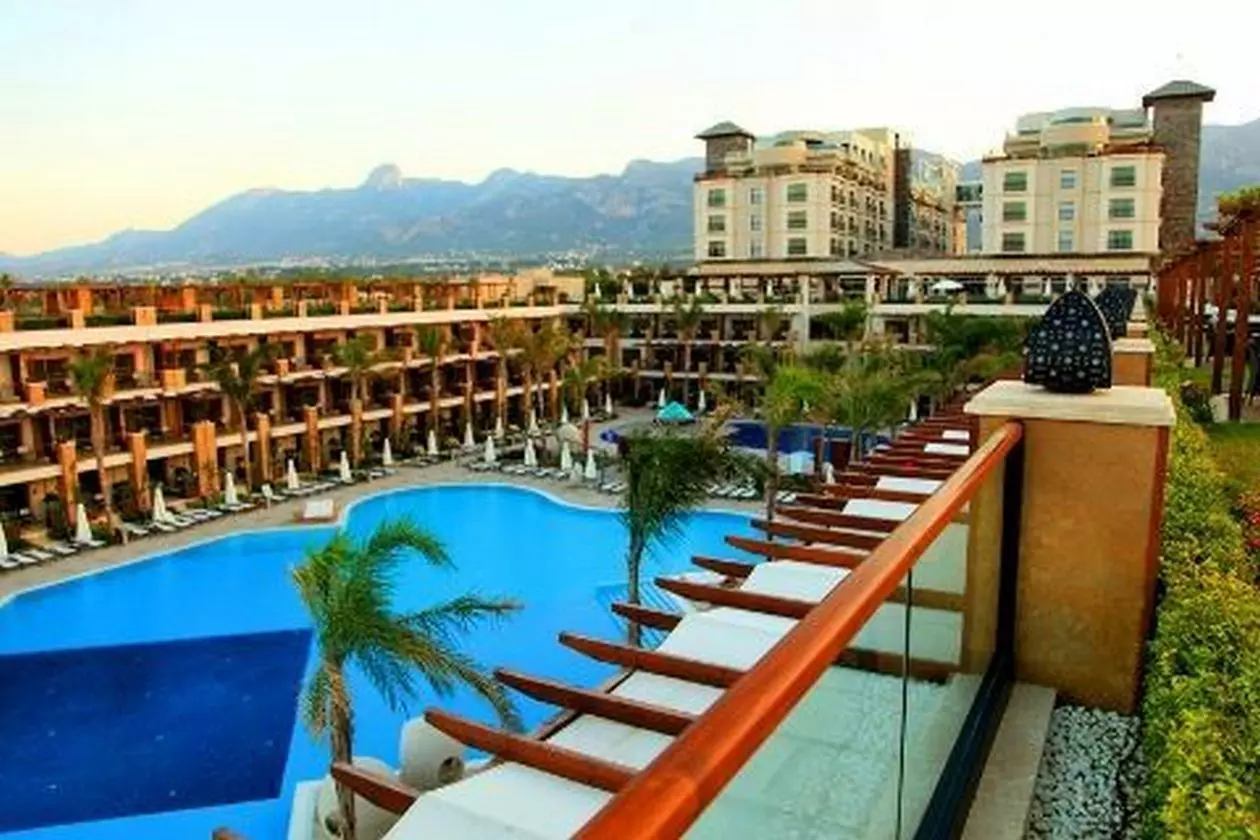 CRATOS_SHABAVIZ (5).jpg